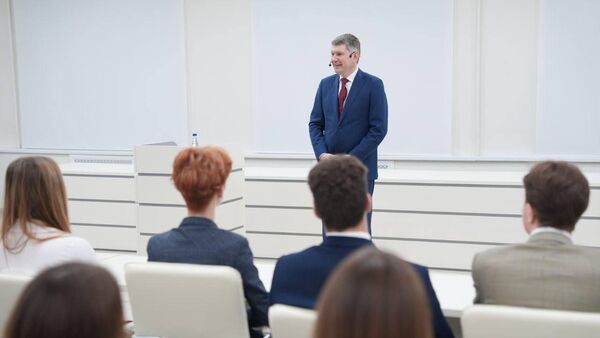 Максим Решетников на встрече со студентами ГГУ - Sputnik Беларусь