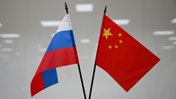 Флаги России и Китая - Sputnik Беларусь