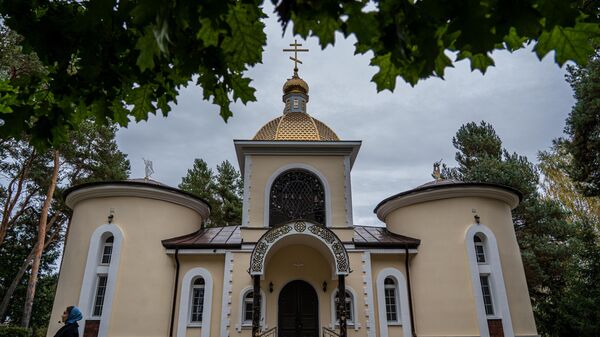 От молитвы Елисея до 33 часовен: 8 веков Лавришевского монастыря (видео) - Sputnik Беларусь