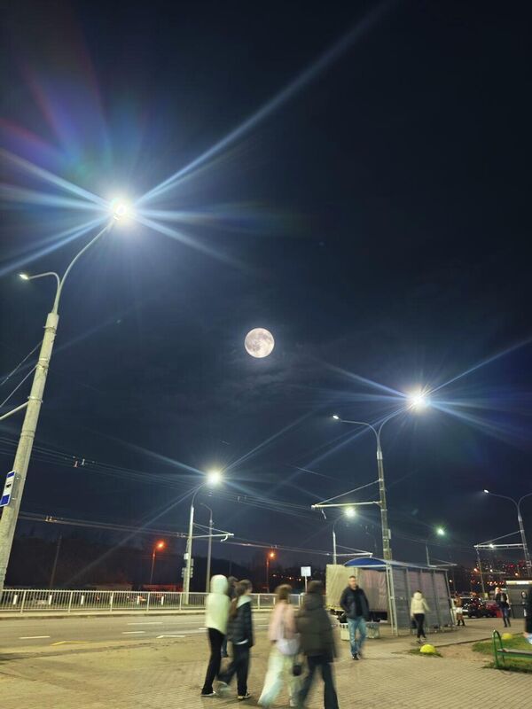 Суперлуние в Минске.