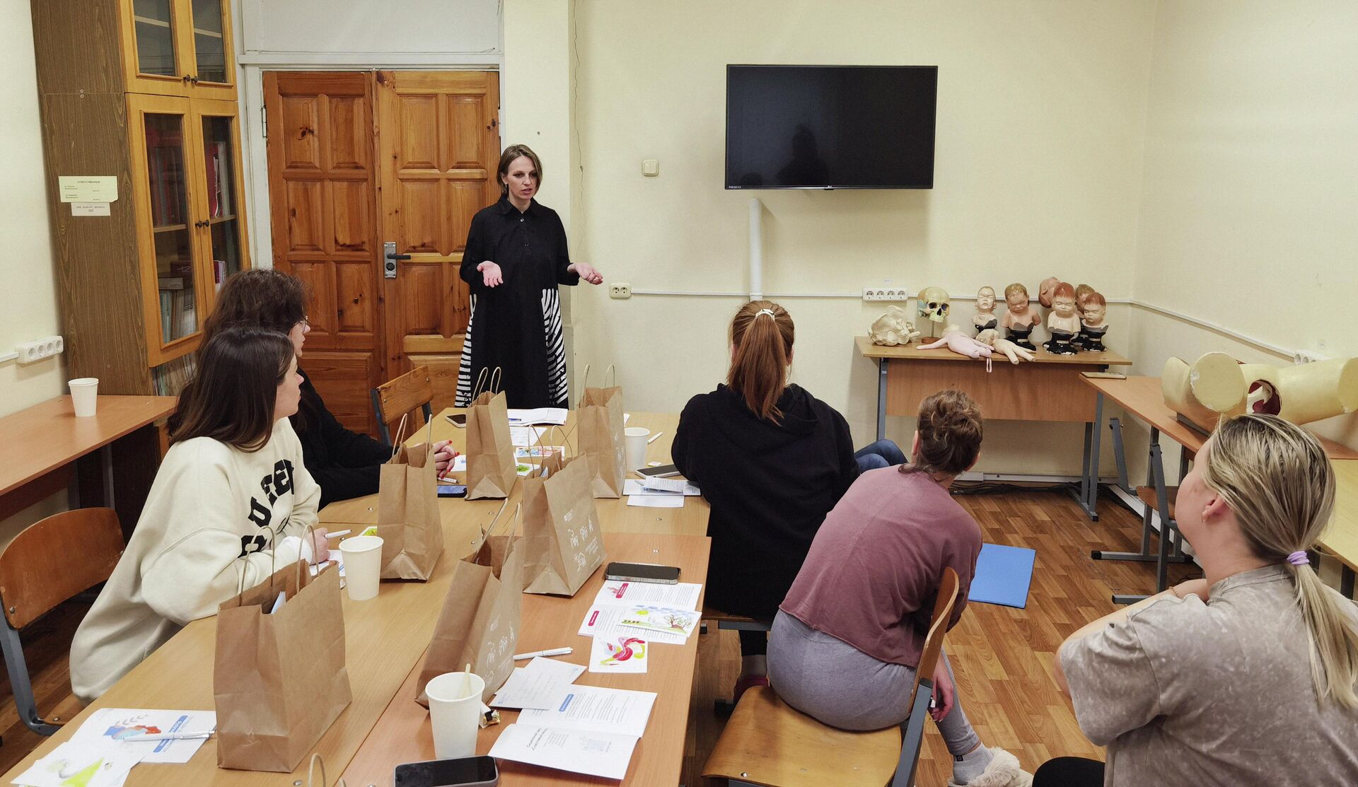 Проект Ты не одна в роддомах Минска - Sputnik Беларусь, 1920, 07.11.2025