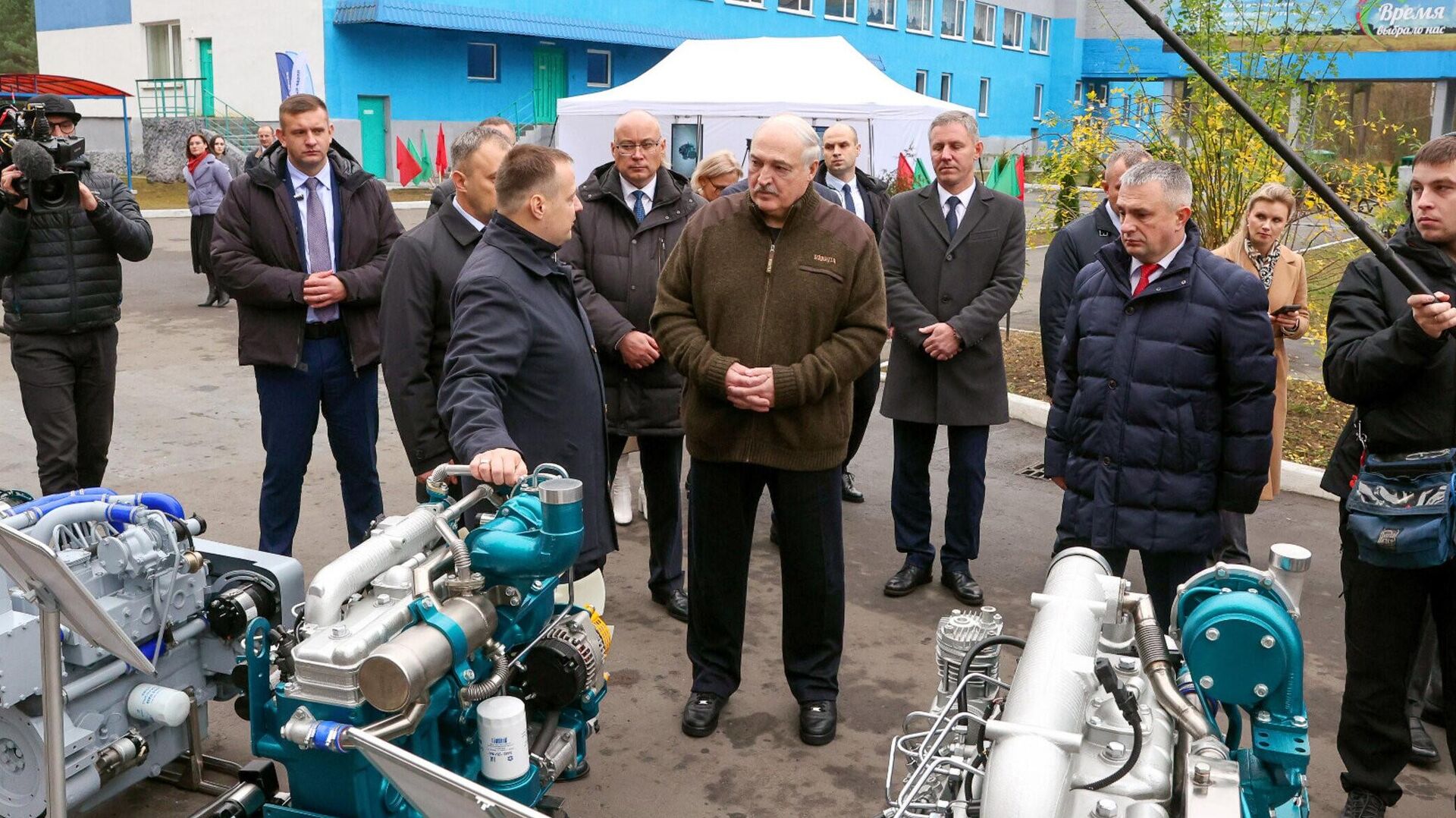 Лукашенко поручил создать в Беларуси сердце мотоцикла Лукашенко поручил создать в Беларуси сердце мотоцикла