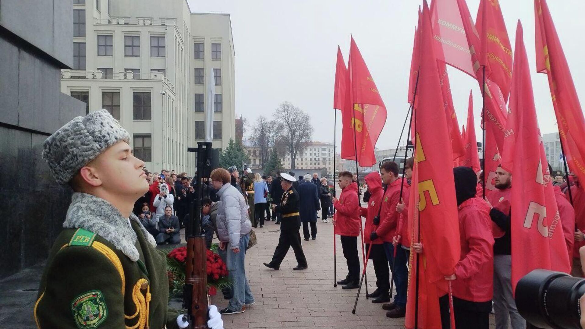 День Октябрьской революции в Минске