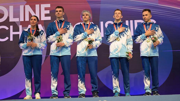 Белорусские батутисты завоевали золотую медаль чемпионата мира в Испании - Sputnik Беларусь