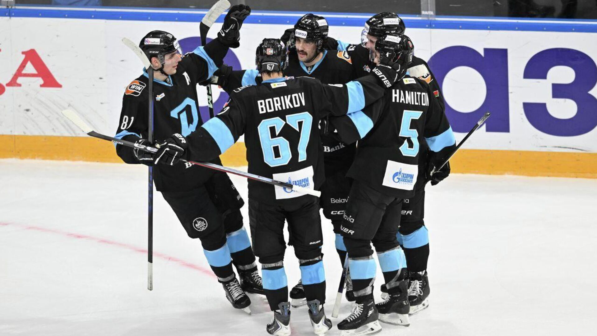 Минское «Динамо» выиграло предпоследний матч домашней серии в КХЛ