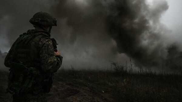 Подготовка операторов робототехнических комплексов Курьер войск РХБЗ группировки Центр - Sputnik Беларусь