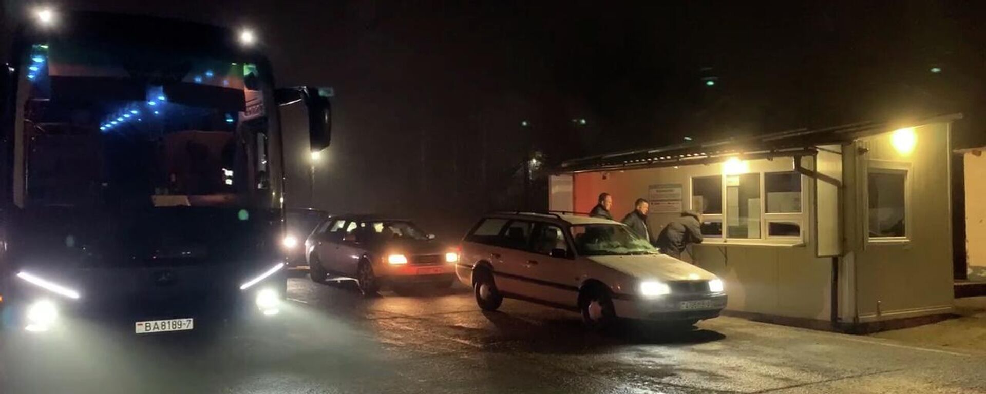 Пункты пропуска открываются: обстановка на границе с Польшей (видео) - Sputnik Беларусь, 1920, 16.11.2025