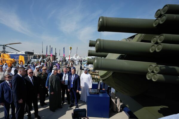 ЗРК &quot;Панцирь-СМД-Е&quot; на выставе ў Дубаі. Супрацьдронны комплекс цікавы тым, што яго можна размяшчаць не толькі на падрыхтаваных пляцоўках, але і на дахах дамоў. - Sputnik Беларусь