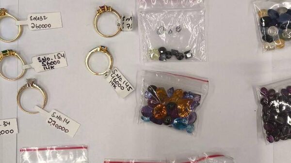 Ювелирные украшения и драгоценные камни  - Sputnik Беларусь