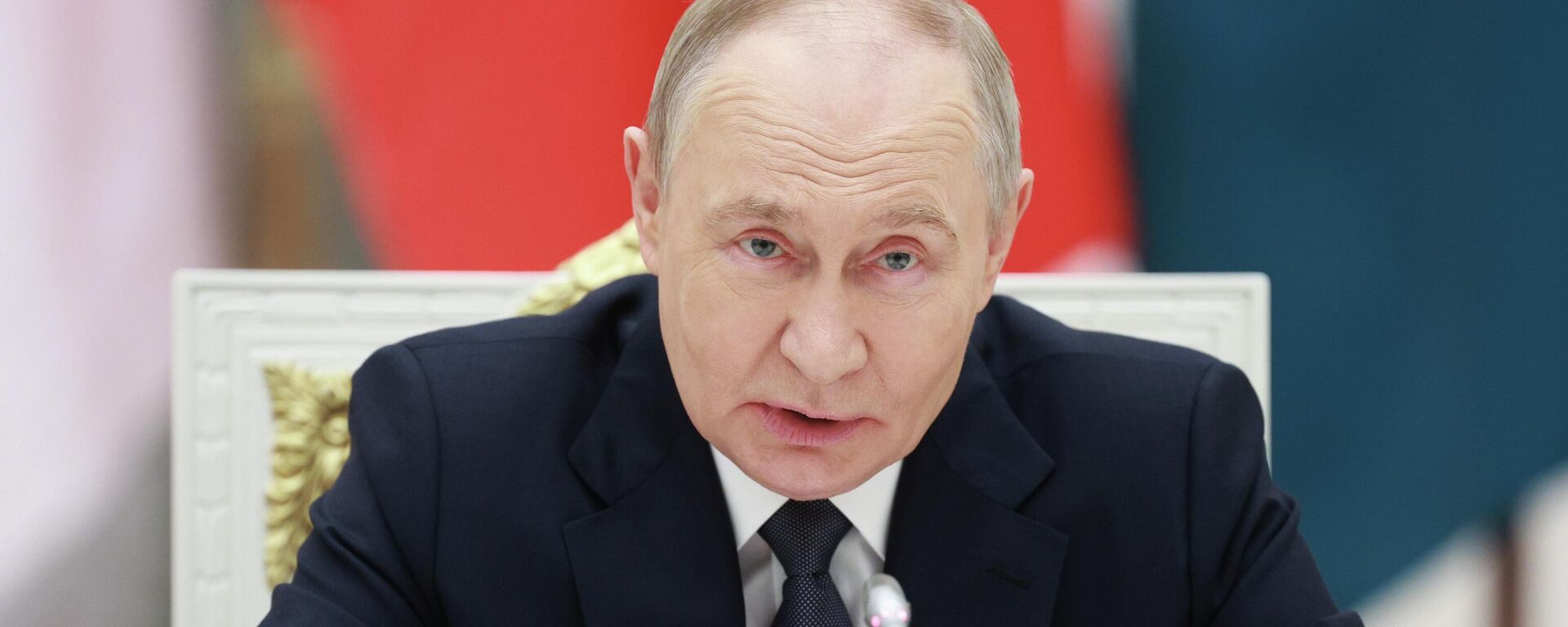 Президент РФ Владимир Путин встретился с главами делегаций Совета глав государств – членов ШОС - Sputnik Беларусь, 1920, 04.04.2026