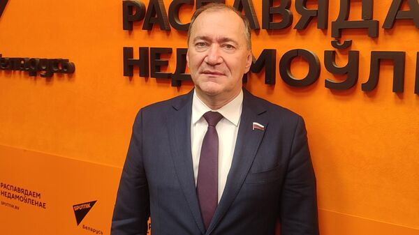 Белик: Запад напрямую заинтересован в коррупционном скандале на Украине - Sputnik Беларусь