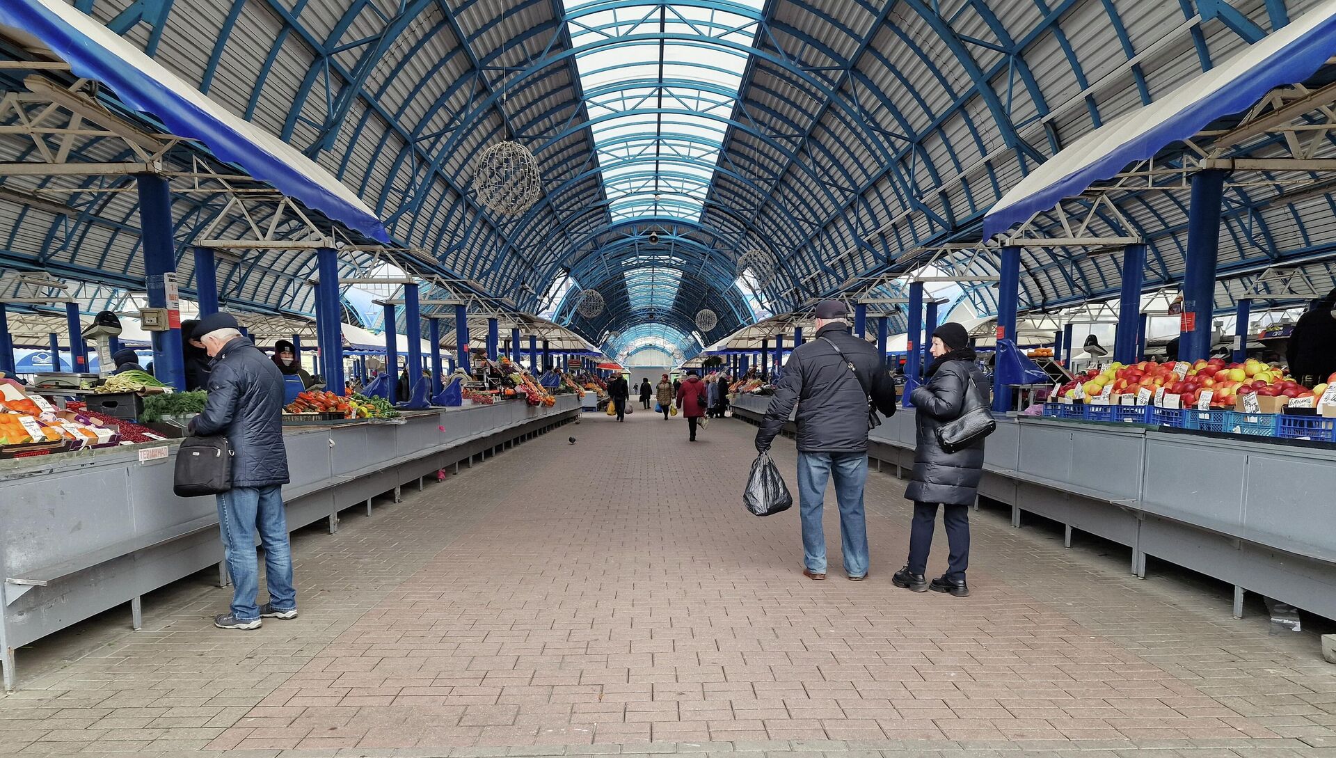 Комаровский рынок Комаровский рынок - Sputnik Беларусь, 1920, 20.11.2025