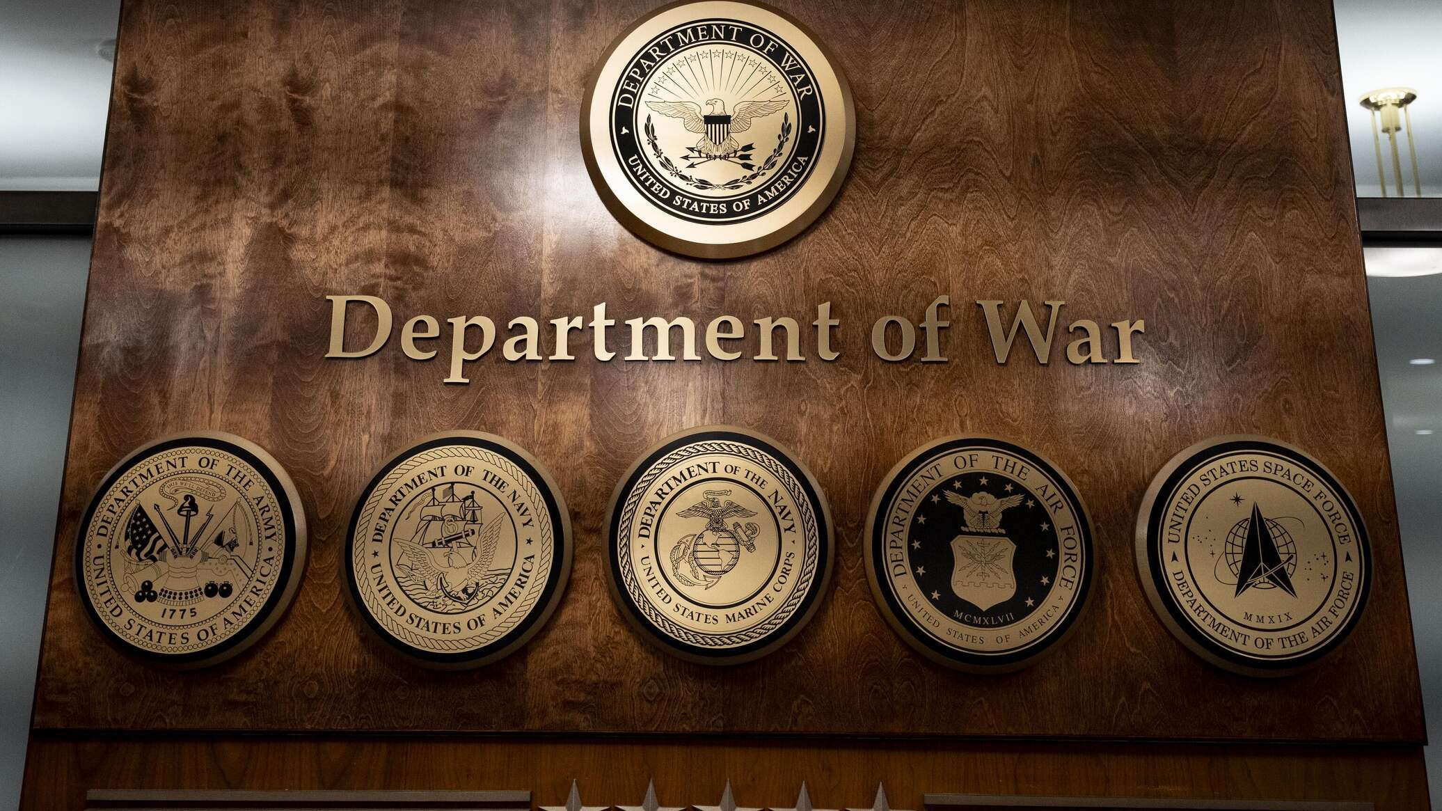 США перенаправили финансовую помощь Украине на внутренние нужды