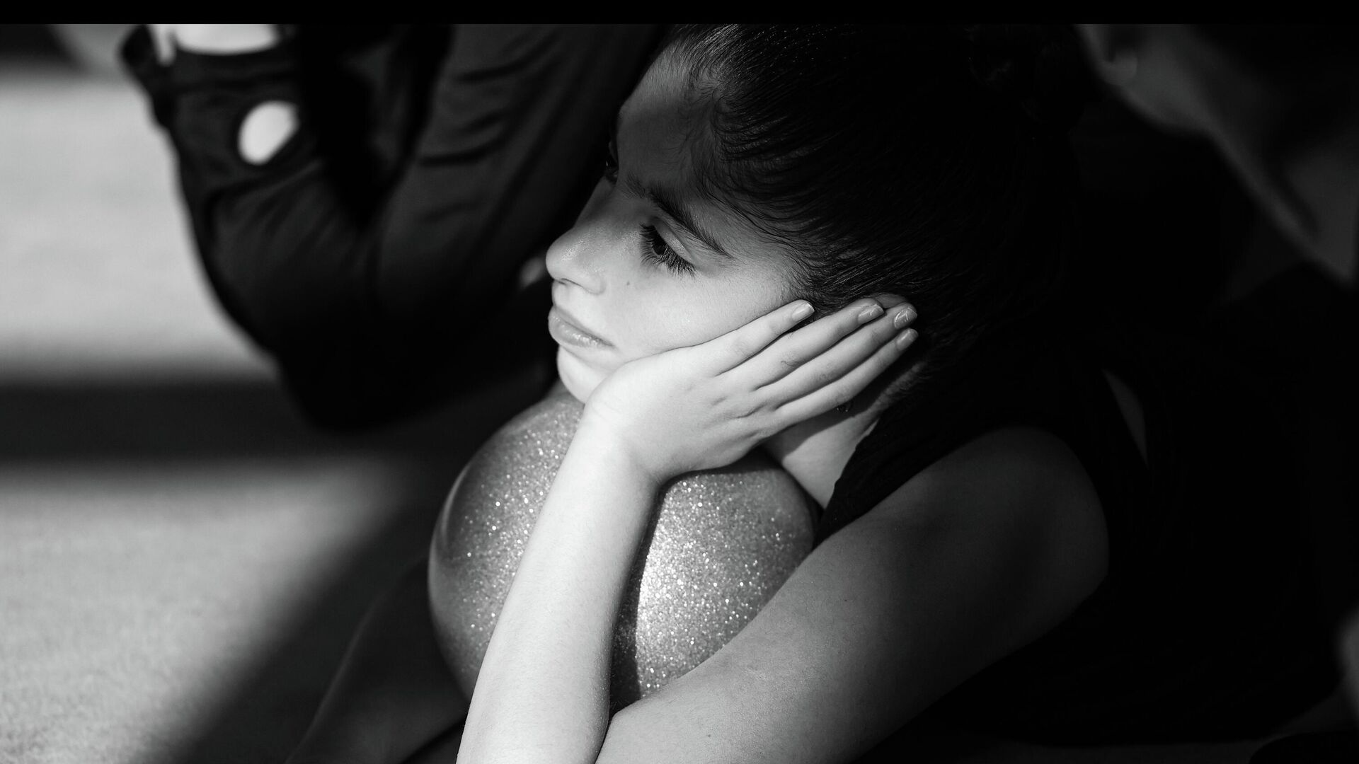 Грустная девочка Грустная девочка - Sputnik Беларусь, 1920, 22.11.2025