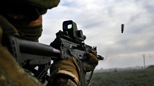1-я разведывательно-штурмовая бригада Волки Южной группировки войск - Sputnik Беларусь