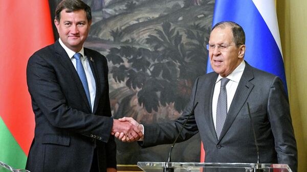 Прэс-канферэнцыя кіраўнікоў МЗС Беларусі і Расіі – трансляцыя - Sputnik Беларусь