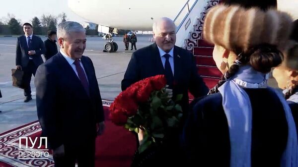 Как Лукашенко встречали в Кыргызстане (видео) - Sputnik Беларусь