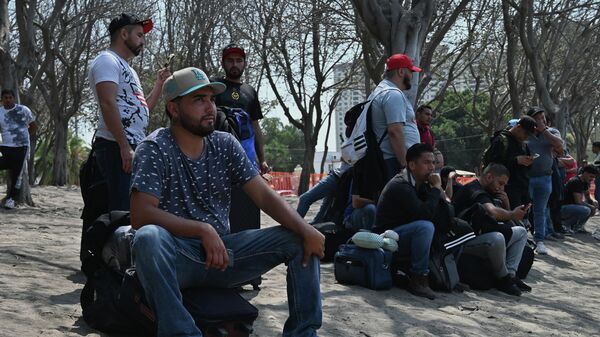 Мексиканские рабочие в США - Sputnik Беларусь