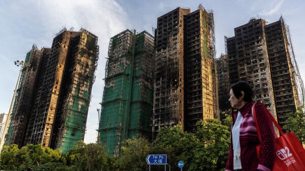 Пожар в жилом комплексе Wang Fuk Court в Гонконге - Sputnik Беларусь