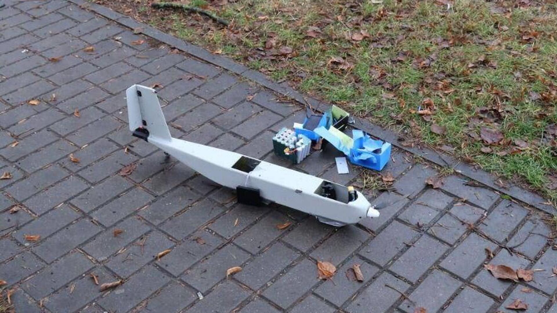 МВД: прилетевший из Литвы дрон сбросил экстремистскую продукцию