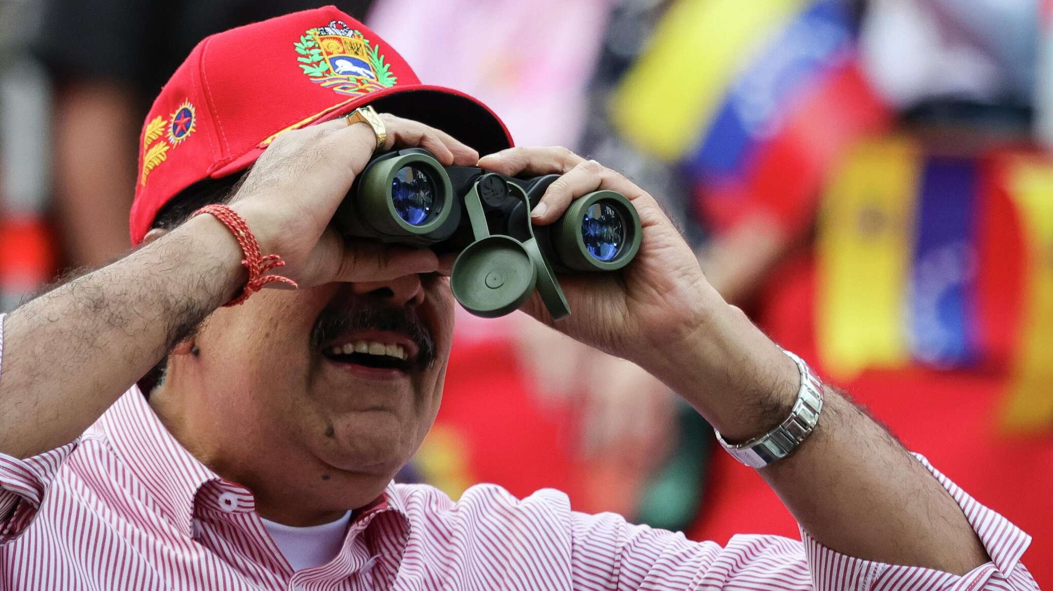 СМИ: США обсуждают возможный переезд Мадуро в Катар