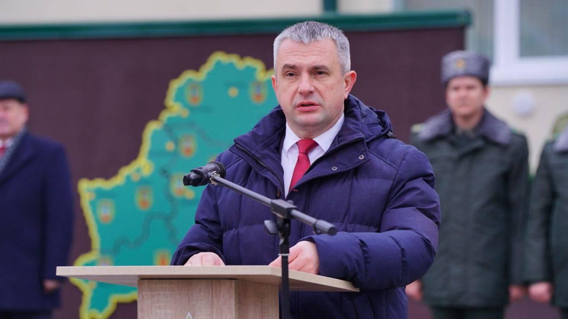 Председатель Гомельского облисполкома Иван Крупко - Sputnik Беларусь, 1920, 04.12.2025