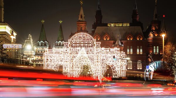 Подготовка к Новому году в городах России - Sputnik Беларусь