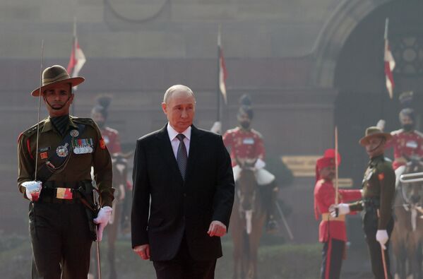Церемония официальной встречи президента РФ Владимира Путина в Нью-Дели. - Sputnik Беларусь