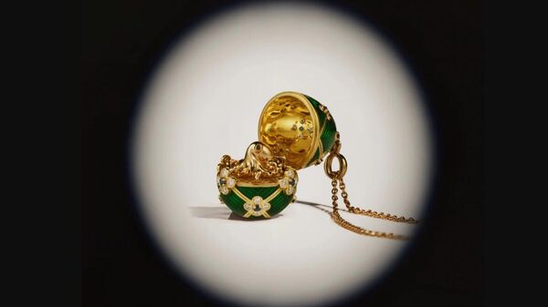 Кулон 007 Special Edition Octopussy Egg Surprise - Sputnik Беларусь