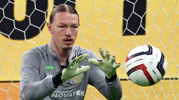 Российский футболист Матвей Сафонов - Sputnik Беларусь