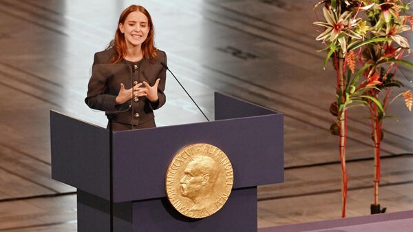 Дочь Марии Корины Мачадо на вручении премии - Sputnik Беларусь