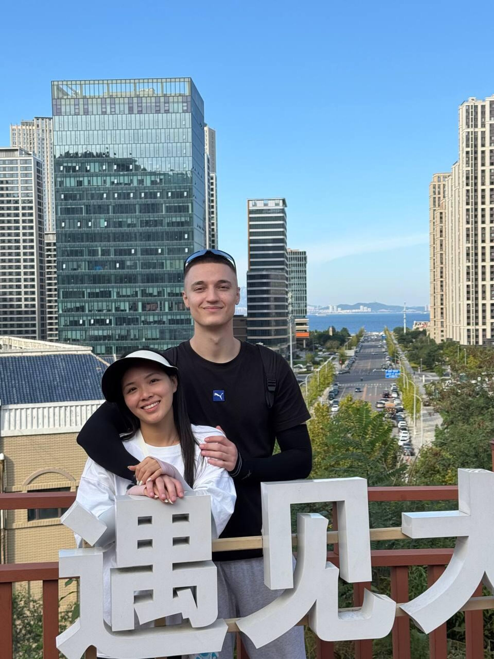 Белорусско-китайская пара Белорусско-китайская пара - Sputnik Беларусь, 1920, 15.12.2025