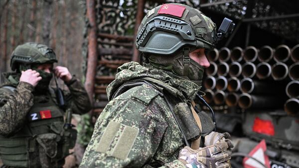 Боевая работа расчета РСЗО Град 83-го самоходного артполка на Краснолиманском направлении СВО - Sputnik Беларусь