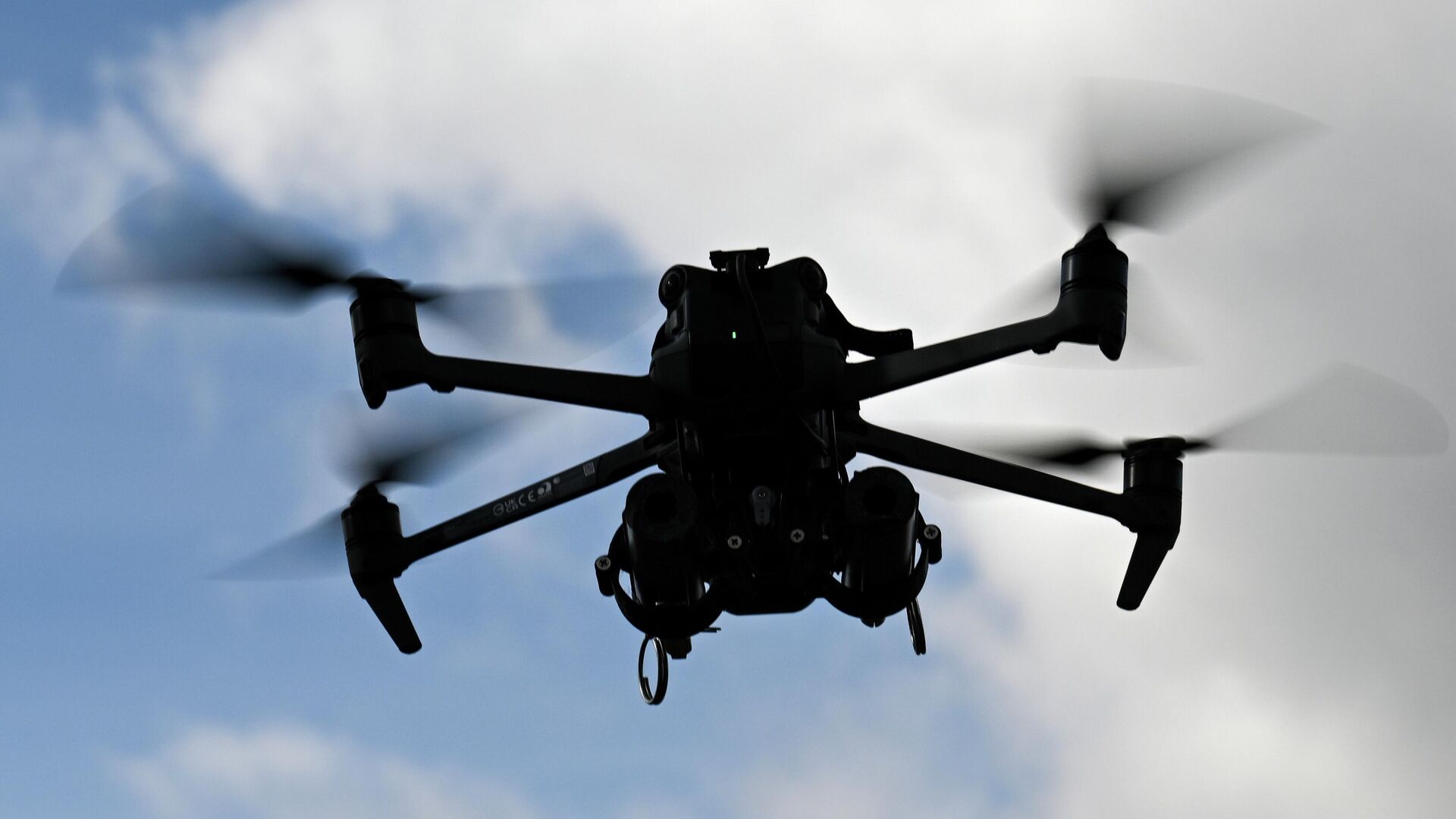 Лукашенко: Киев хотел сбивать заблудившиеся дроны над Беларусью Лукашенко: Киев хотел сбивать заблудившиеся дроны над Беларусью