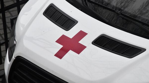Знак на автомобиле скорой помощи - Sputnik Беларусь