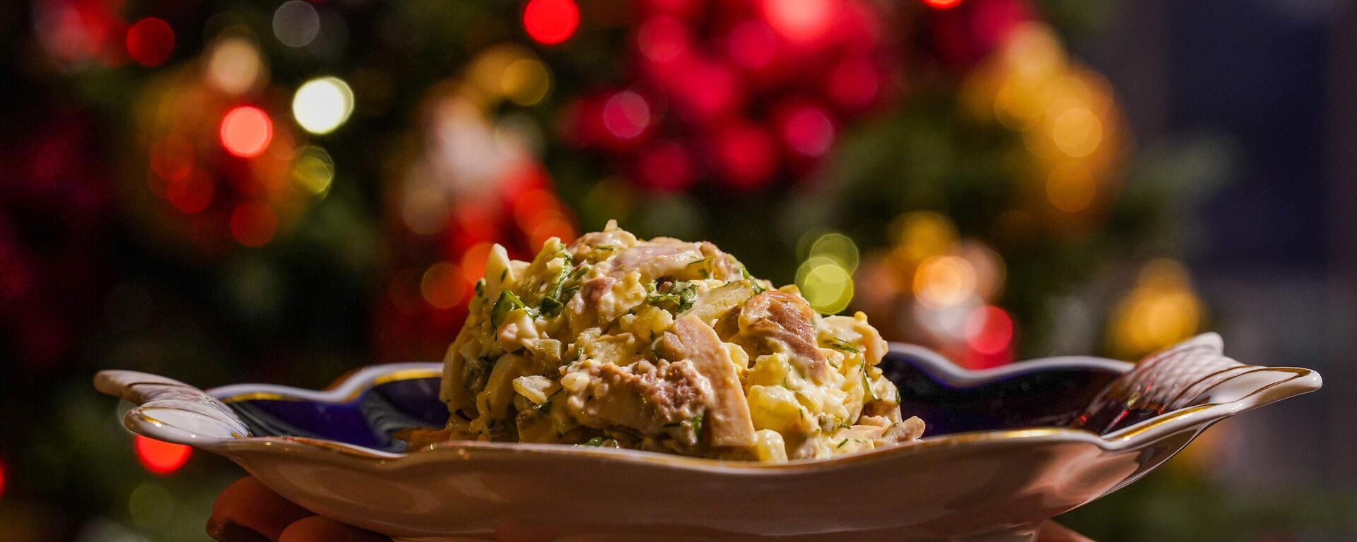 Як не атрымаць харчовае атручэнне за навагоднім сталом - Sputnik Беларусь, 1920, 17.12.2025