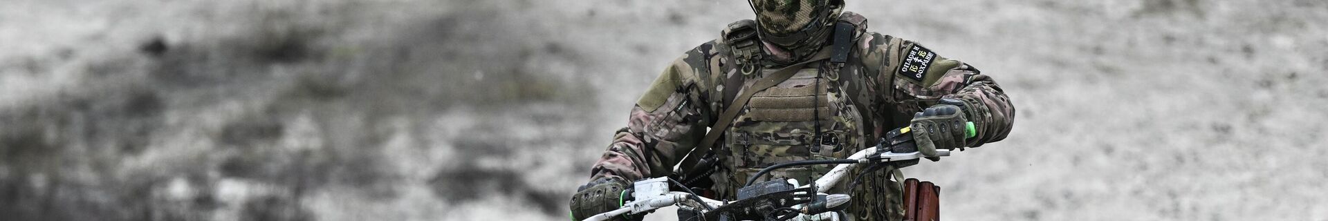 Отработка боевого слаживания военнослужащими 164-й мотострелковой бригады Отработка боевого слаживания военнослужащими 164-й мотострелковой бригады - Sputnik Беларусь, 1920