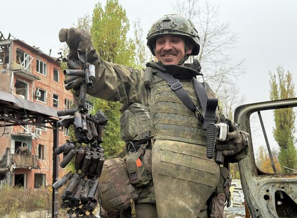 Военнослужащие Вооруженных сил РФ в Красноармейске - Sputnik Беларусь