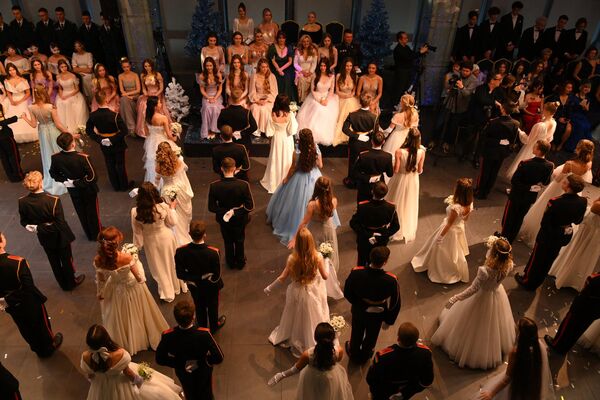 Бал в Национальной школе красоты - Sputnik Беларусь