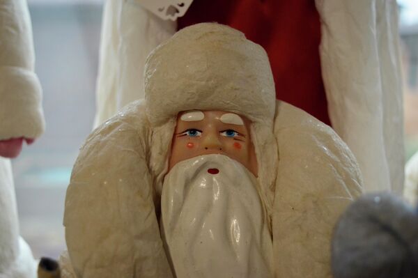 Коллекция Дедов Морозов и Снегурочек  Екатерины Богданович  - Sputnik Беларусь