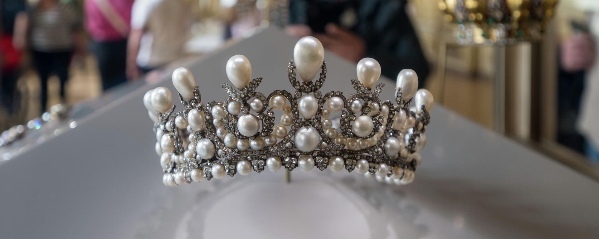 Корона императрицы Евгении - Sputnik Беларусь, 1920, 22.12.2025