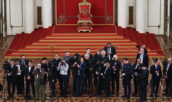 Журналисты во время неформального саммита лидеров стран СНГ в Государственном Эрмитаже в Санкт-Петербурге. - Sputnik Беларусь