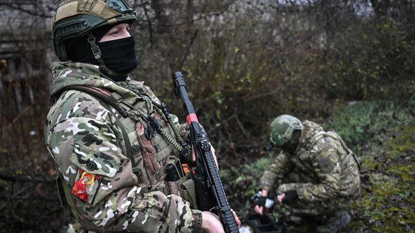 Работа связистов 25-й армии на Краснолиманском направлении СВО - Sputnik Беларусь