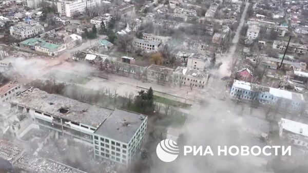 Кадры с российскими флагами в освобожденном Гуляйполе - Sputnik Беларусь