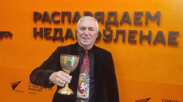 В Новый год с новыми победами: пожелание белорусам от Тенгиза Думбадзе - Sputnik Беларусь