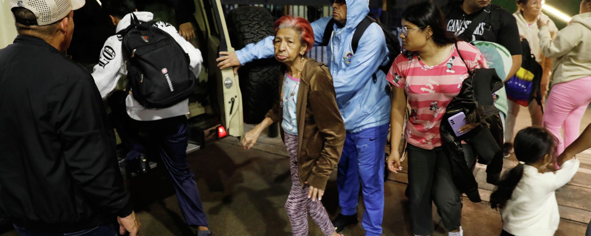 Эвакуацыя насельніцтва з Каракаса - Sputnik Беларусь, 1920, 03.01.2026