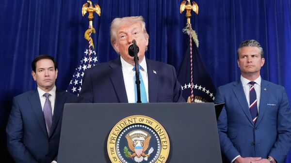 Дональд Трамп выступает с речью - Sputnik Беларусь