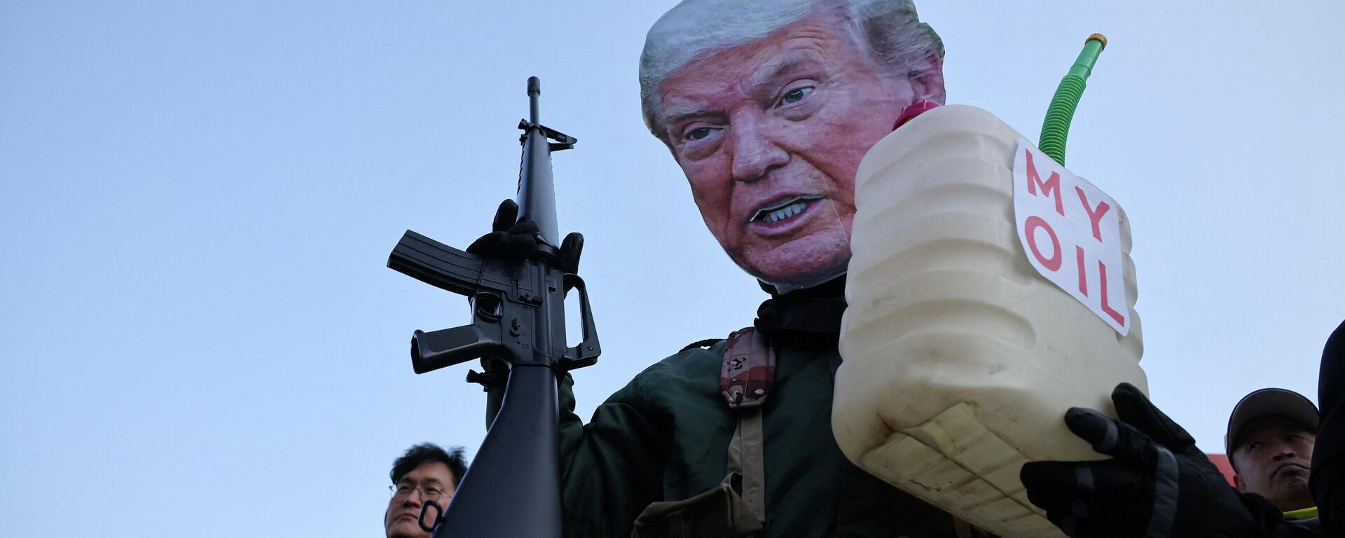 Карикатура на президента США Дональда Трампа после военной операции в Венесуэле