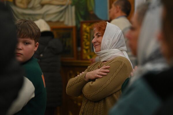 Рождественская служба в Храме Вознесения Господня в Фаниполе - Sputnik Беларусь