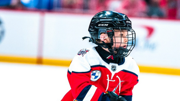 Сын Александра Овечкина сыграл в перерыве матча - Sputnik Беларусь